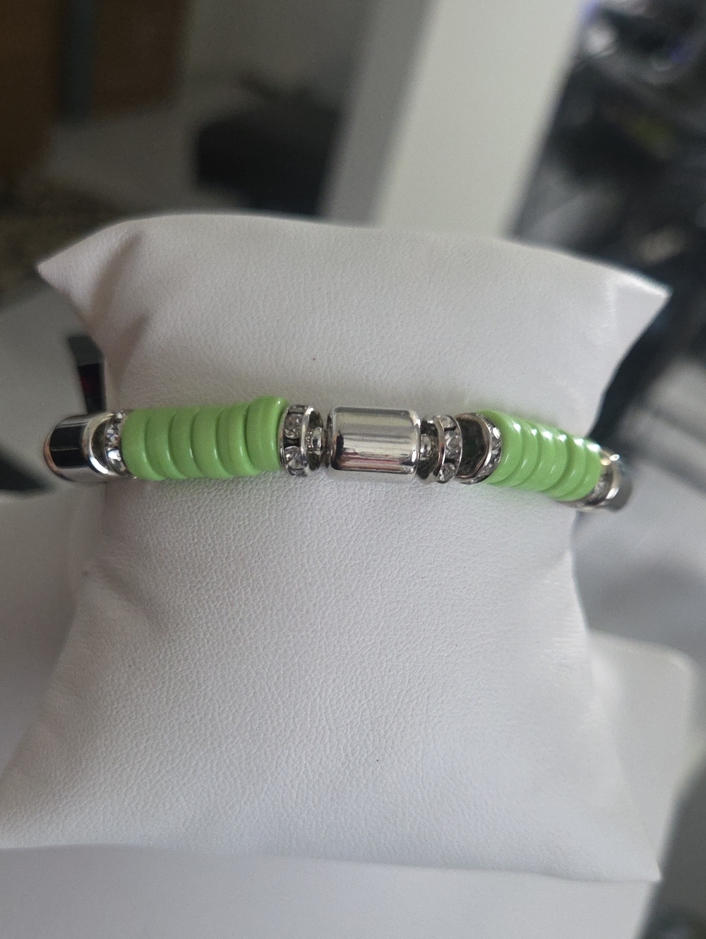 Paparazzi Whimsical Wanderer Green Bracelet NWT